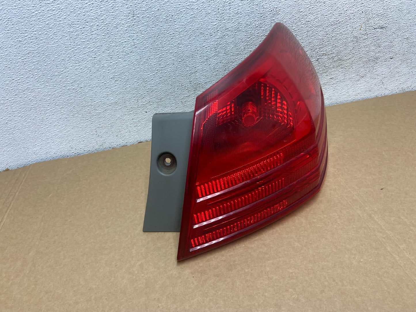 2008 to 2015 Nissan Rogue Right Passenger Rh Side Tail Light AF7269 DW2