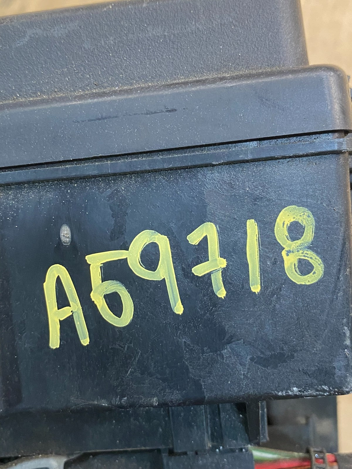 2007 Jeep Grand Cherokee Integrated Power Fuse Box 04692109ac ag9718 DG7