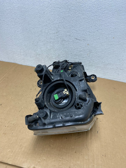 2008 to 2016 Chrysler Town and Country Left Driver Lh Side Headlight AD2807 DW8
