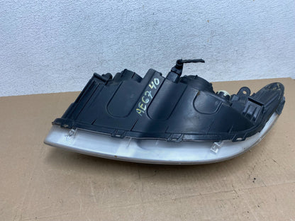 2007 2008 2009 2010 Hyundai Elantra Right Passenger Side Headlight AE6740 DW7