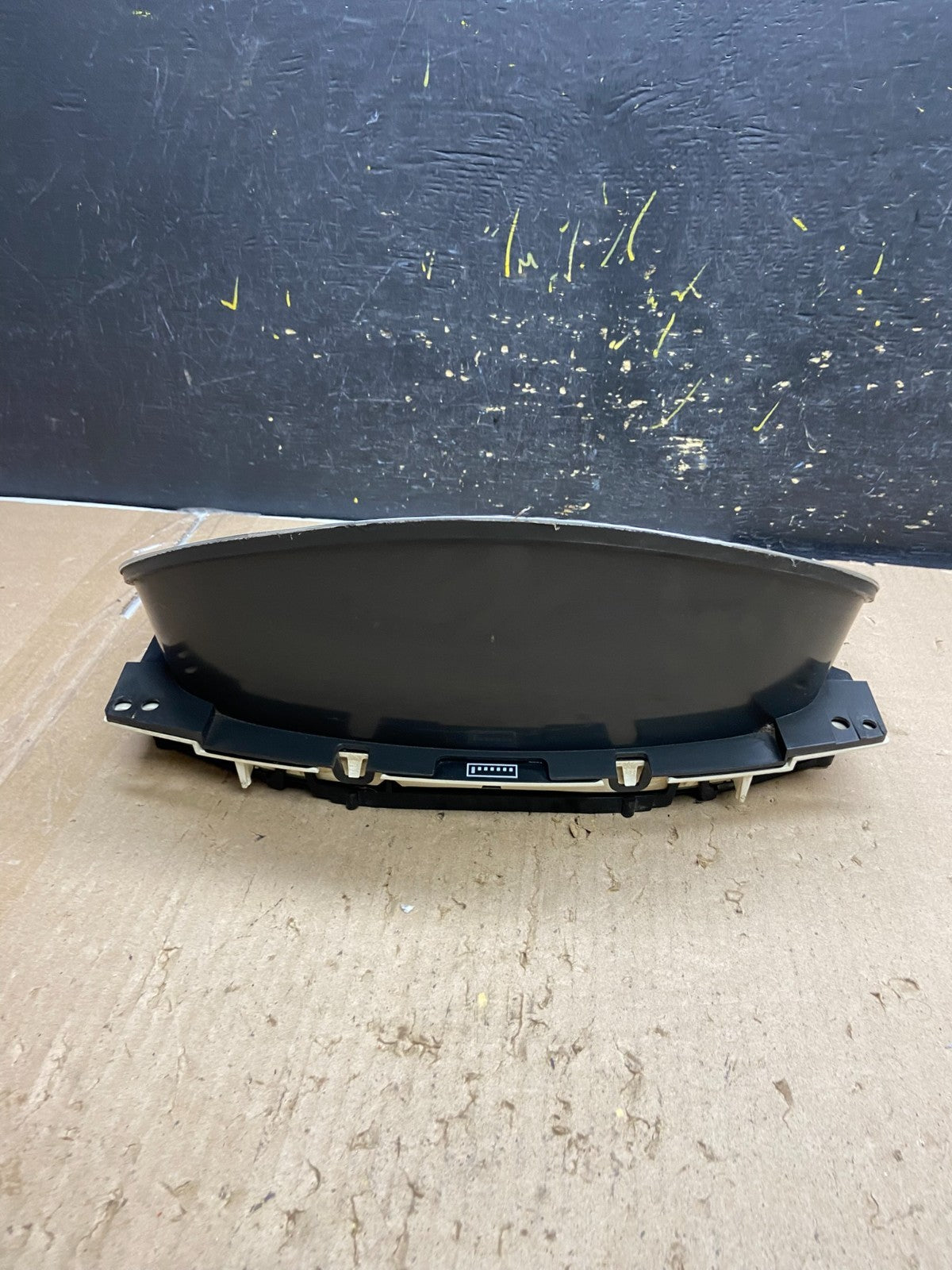 2004 to 2007 Chevrolet Express Speedometer Cluster Gauge OEM  AB5533 DG3