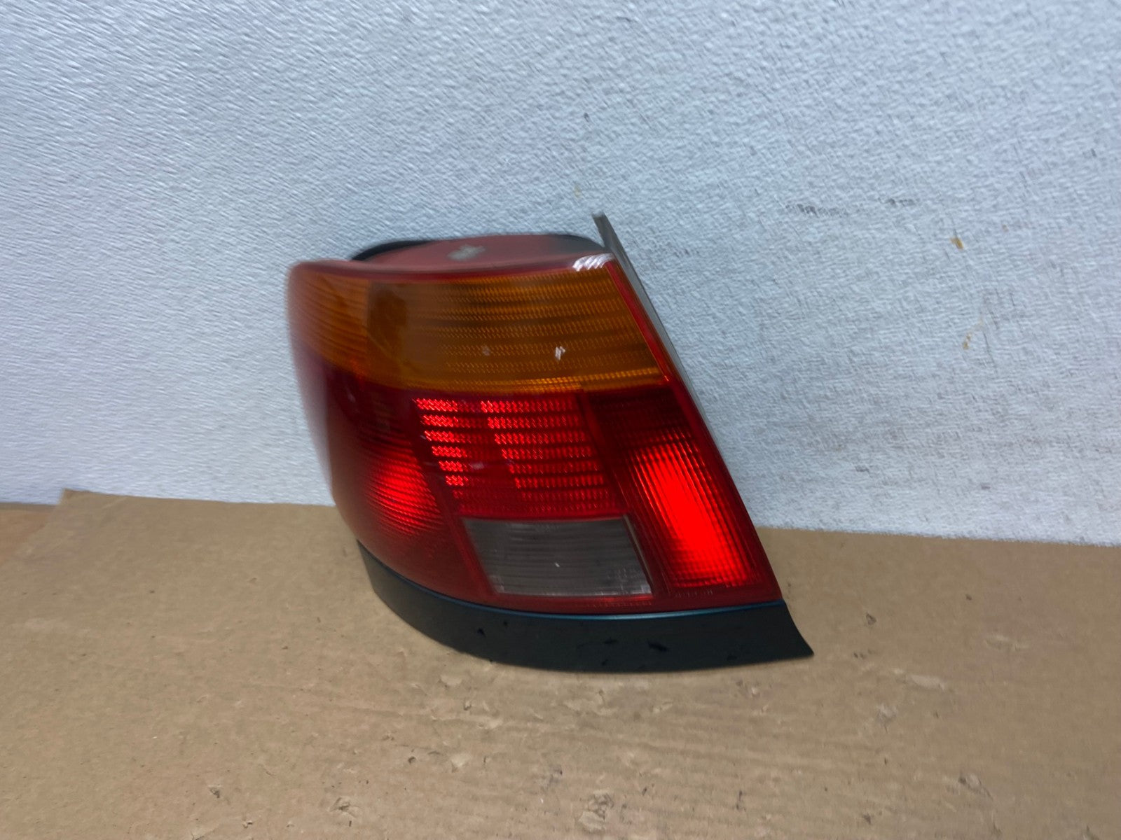 1996-1997 Audi A4 Left Driver LH Side Tail Light AD3967 LK1