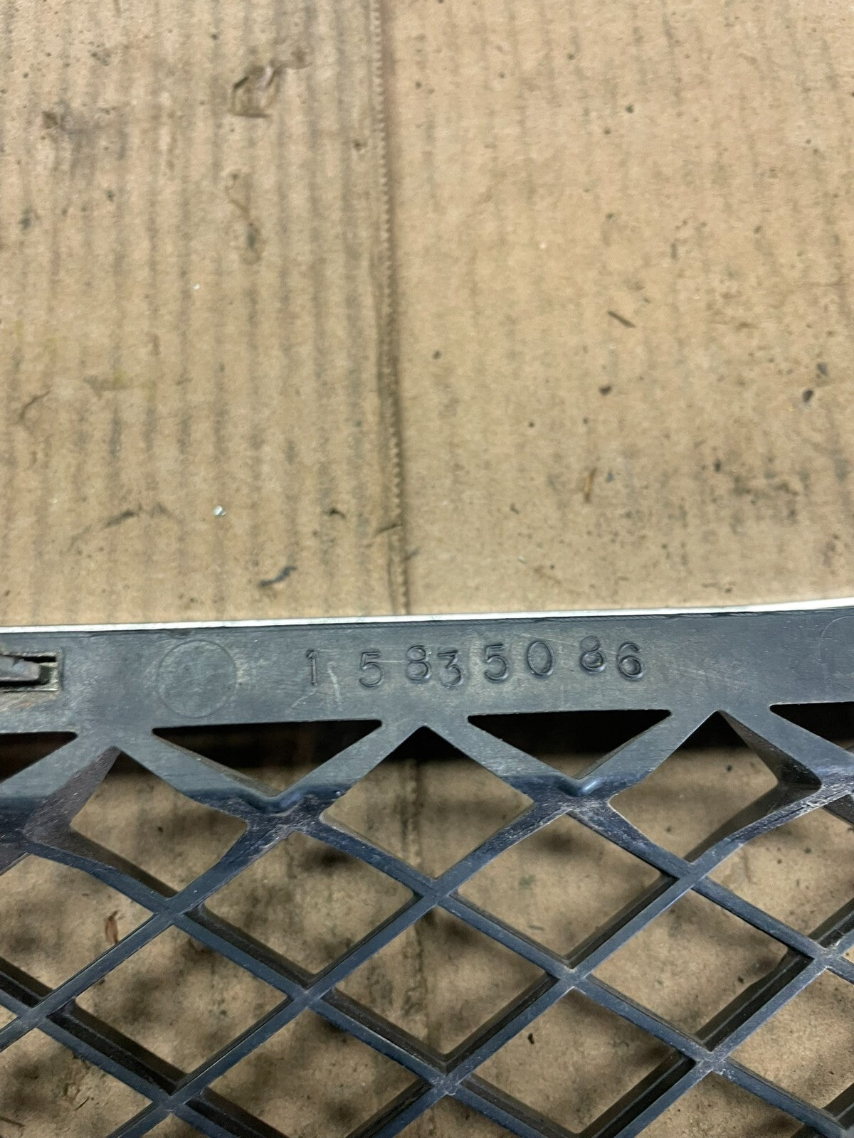 2007 to 2014 Chevrolet Avalanche Front Upper Lower Set Grill Grille N5626 PS10