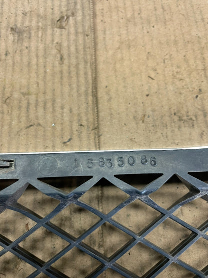 2007 to 2014 Chevrolet Avalanche Front Upper Lower Set Grill Grille N5626 PS10