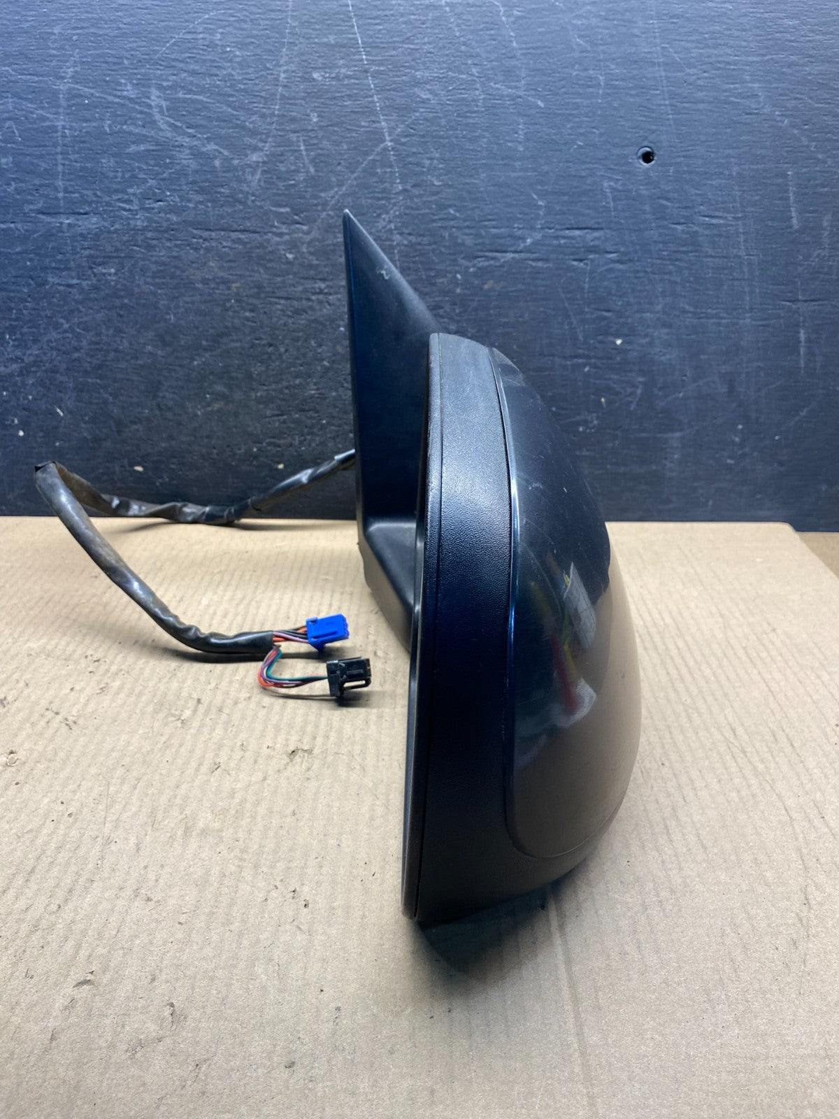 2003-2006 Chevrolet Tahoe Suburban Right Passenger Turn Door Mirror AH4535 DW11