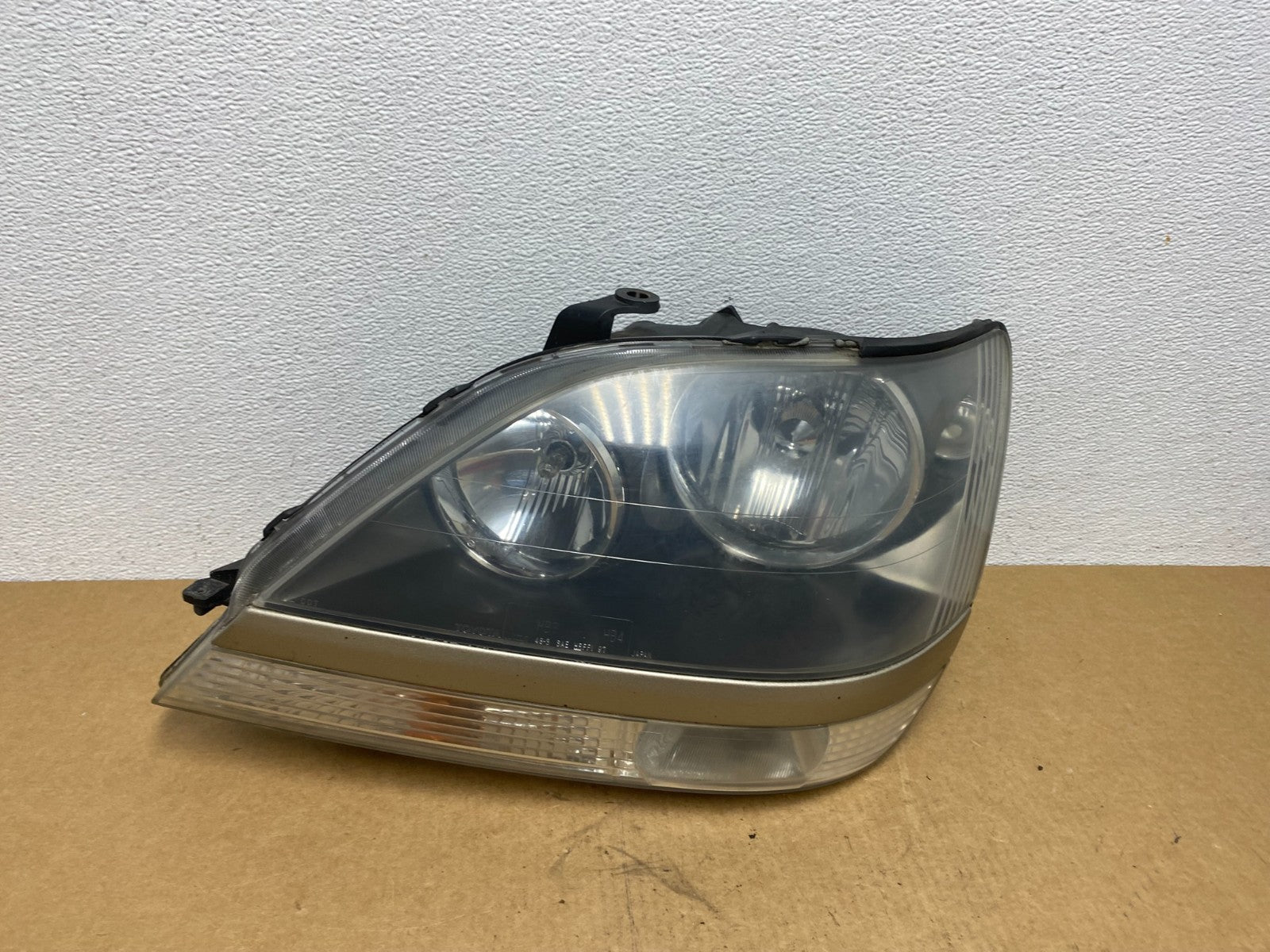 1999 to 2003 Lexus RX300 Left Driver LH Headlight Halogen Oem AC1784 DW0
