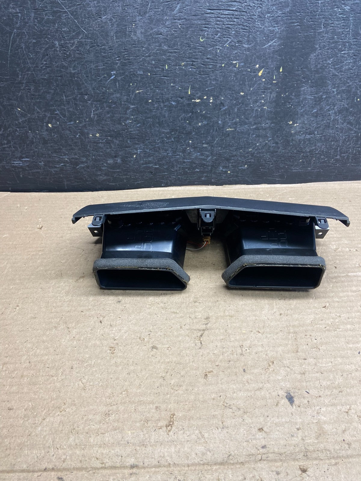 2016-2018 Nissan Altima Center Dash Vents Ac Air Vent Trim Panel Bezel AH5464 DG3