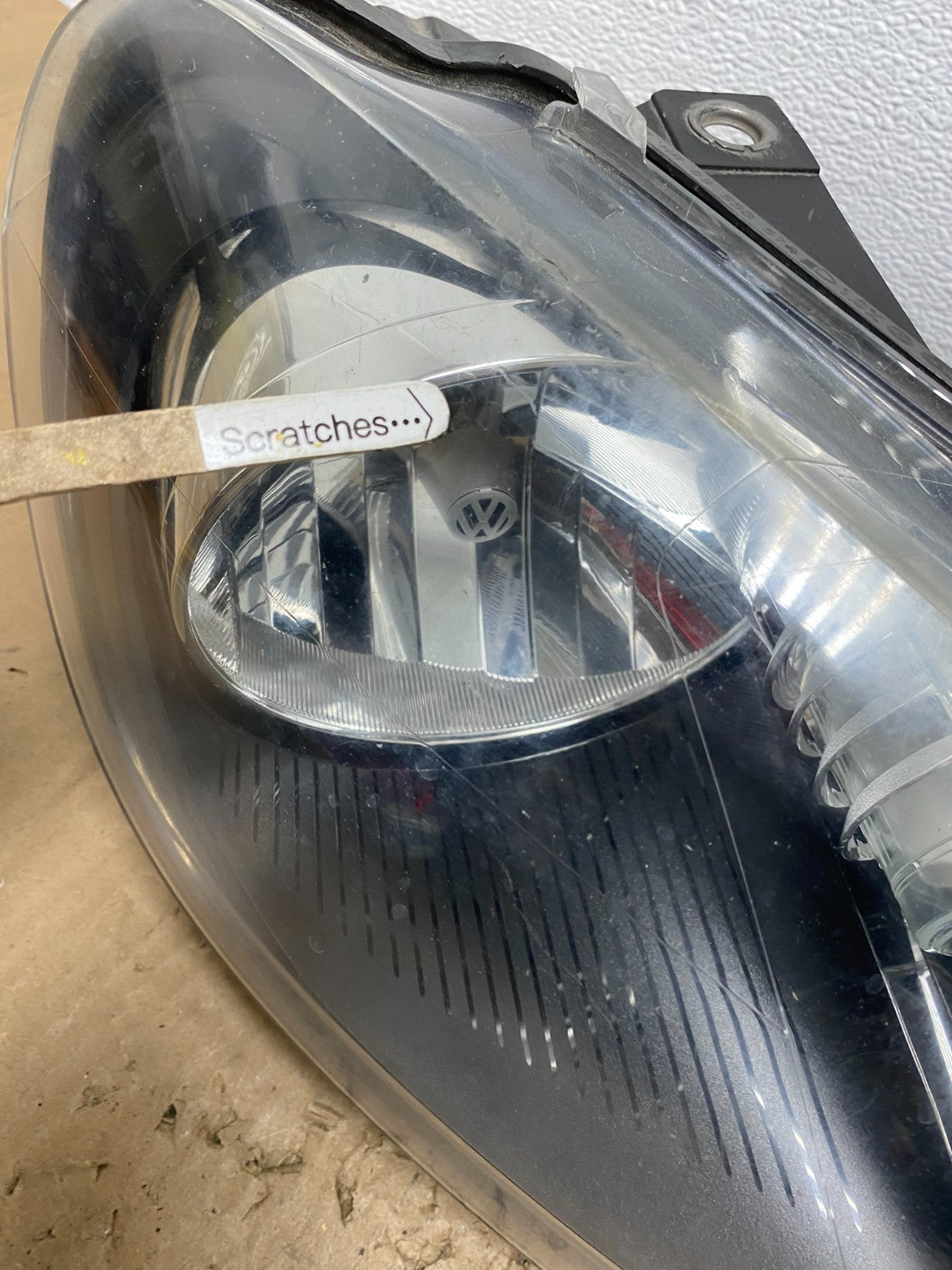 2010-2014 Volkswagen Golf MK6 GTI Right Passenger RH Halogen Headlight AD2427 DW3