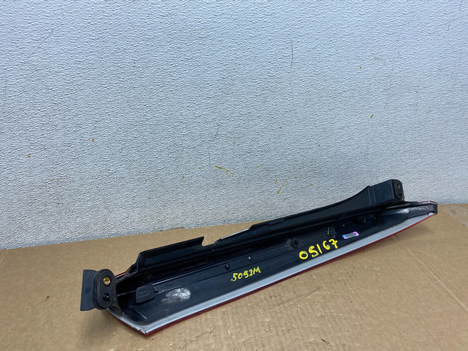 2003 to 2006 Volvo XC90 Left Driver LH Side Upper Tail Light OEM O5167 DW6