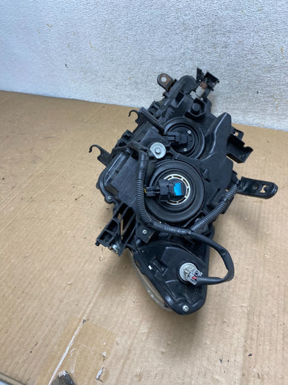 2011 to 2014 Nissan Murano Headlight Right Passenger Rh Halogen AI8932 DW9