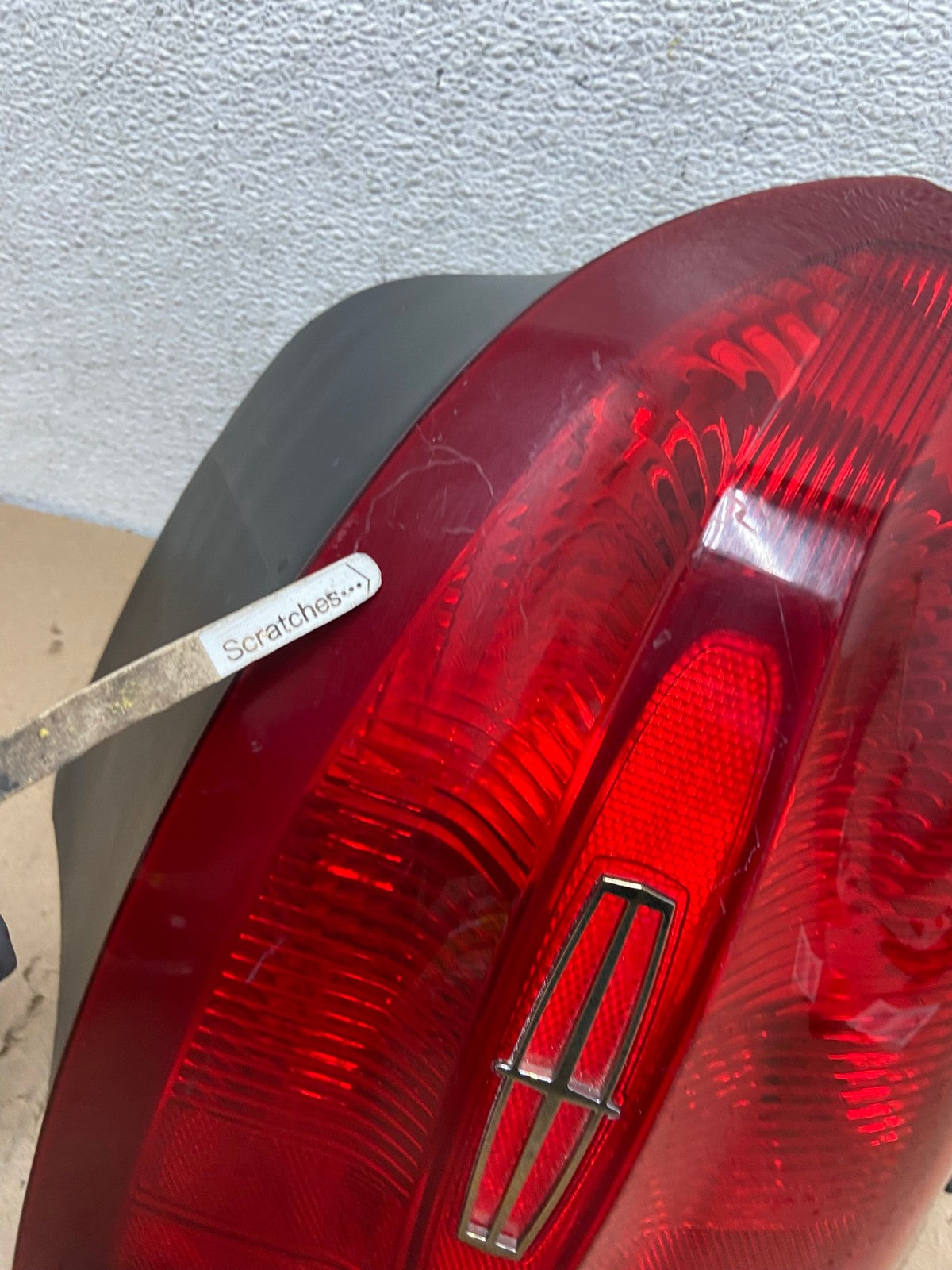 1998 to 2002 Lincoln Town Car Right Passenger RH Tail Light AF4302 LK3