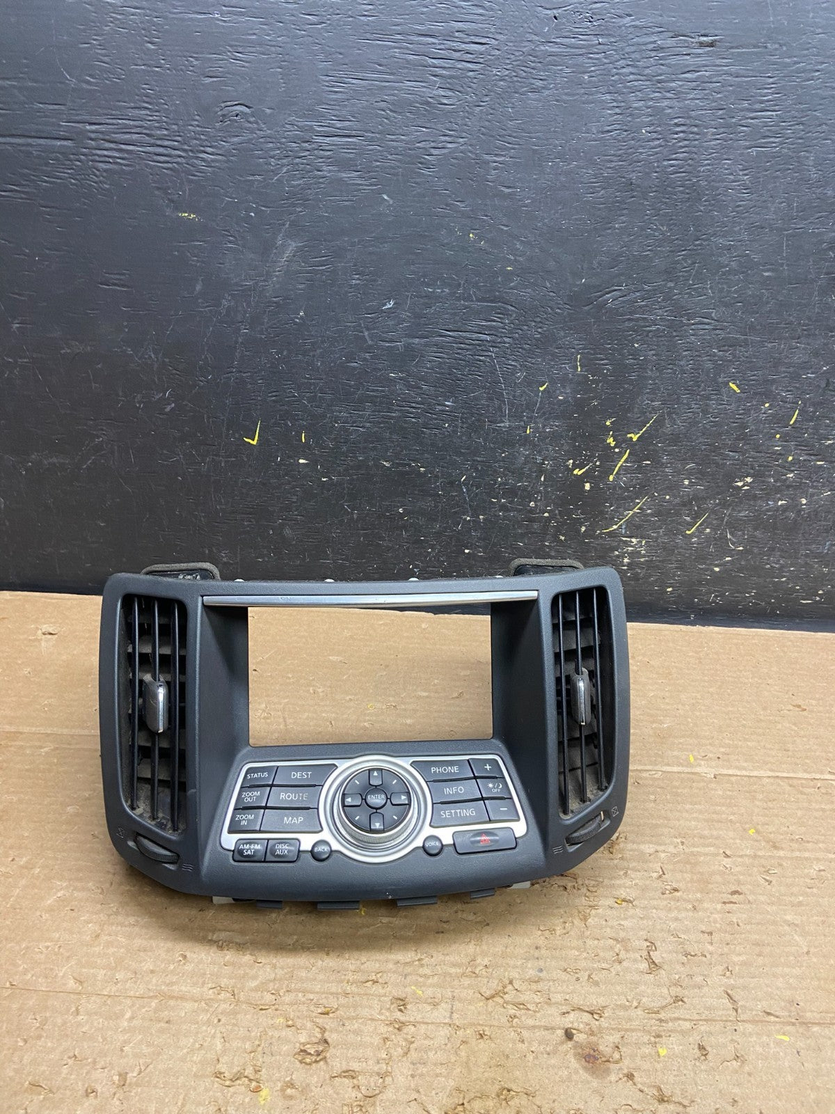 2008 - 2012 Infiniti G35 EX35 Radio Player Screen Panel Bezel W3193 DG0