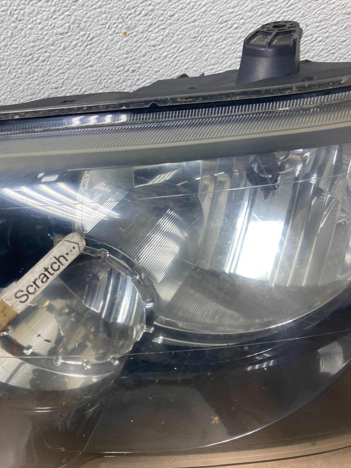 2004-2005 Land Rover Freelander Left+Right Side Halogen Headlights OEM O0468 DW4