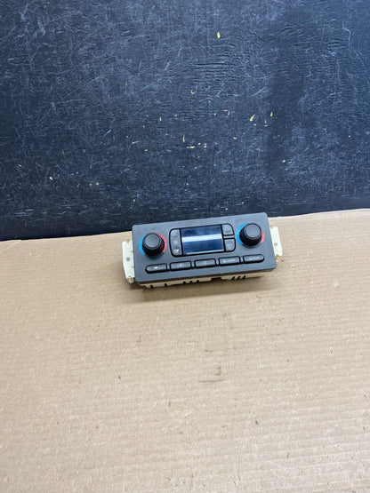 2003 to 2006 Chevrolet Silverado HVAC Heater Climate Control Module AH1445 DG0