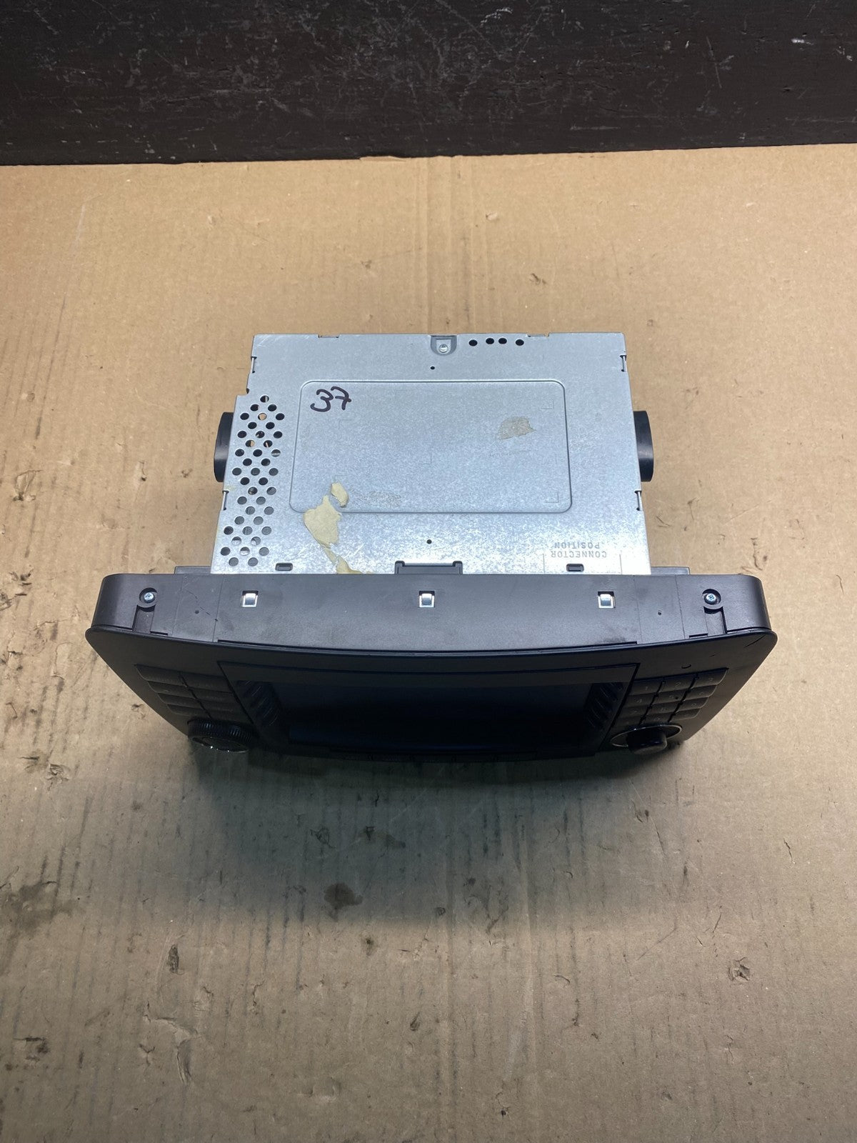2006 2007 2008 Mercedes ML350 GL450 Radio Navigation Screen Display ac2372 DG3