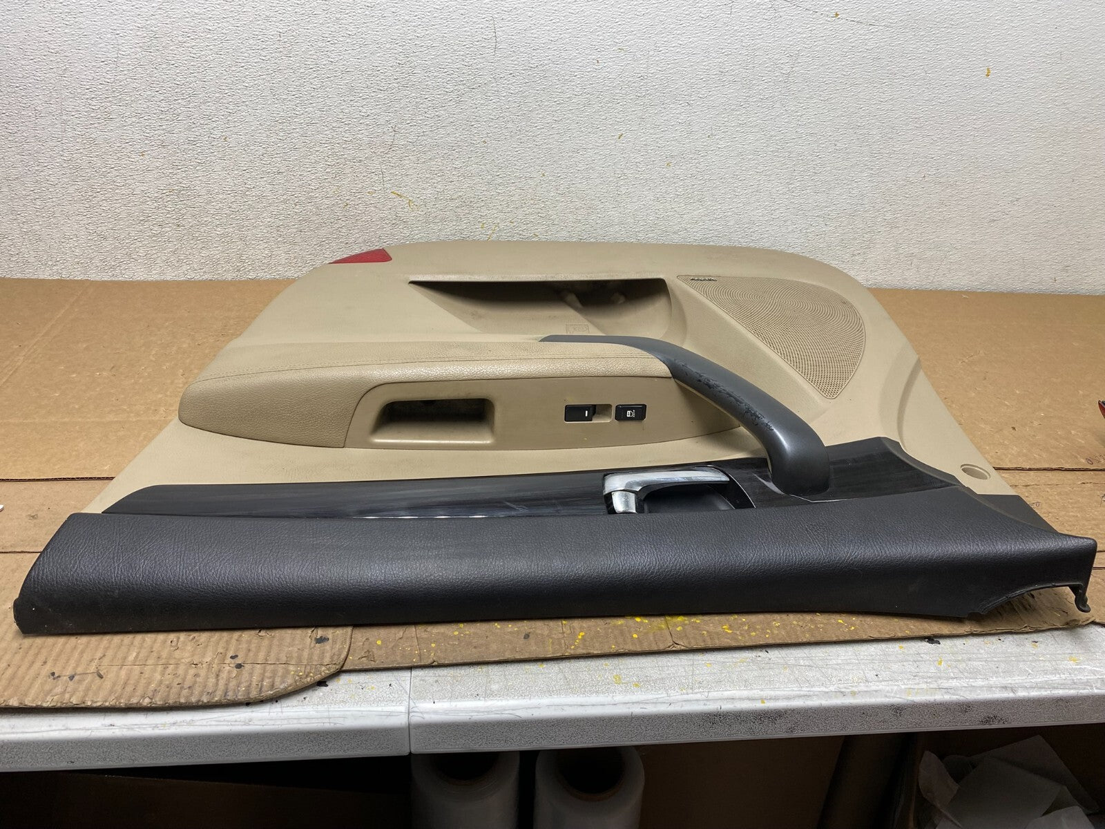 2011 2012 2013 Kia Sorento Front Right Passenger RH Door Panel Trim O6526 DG5