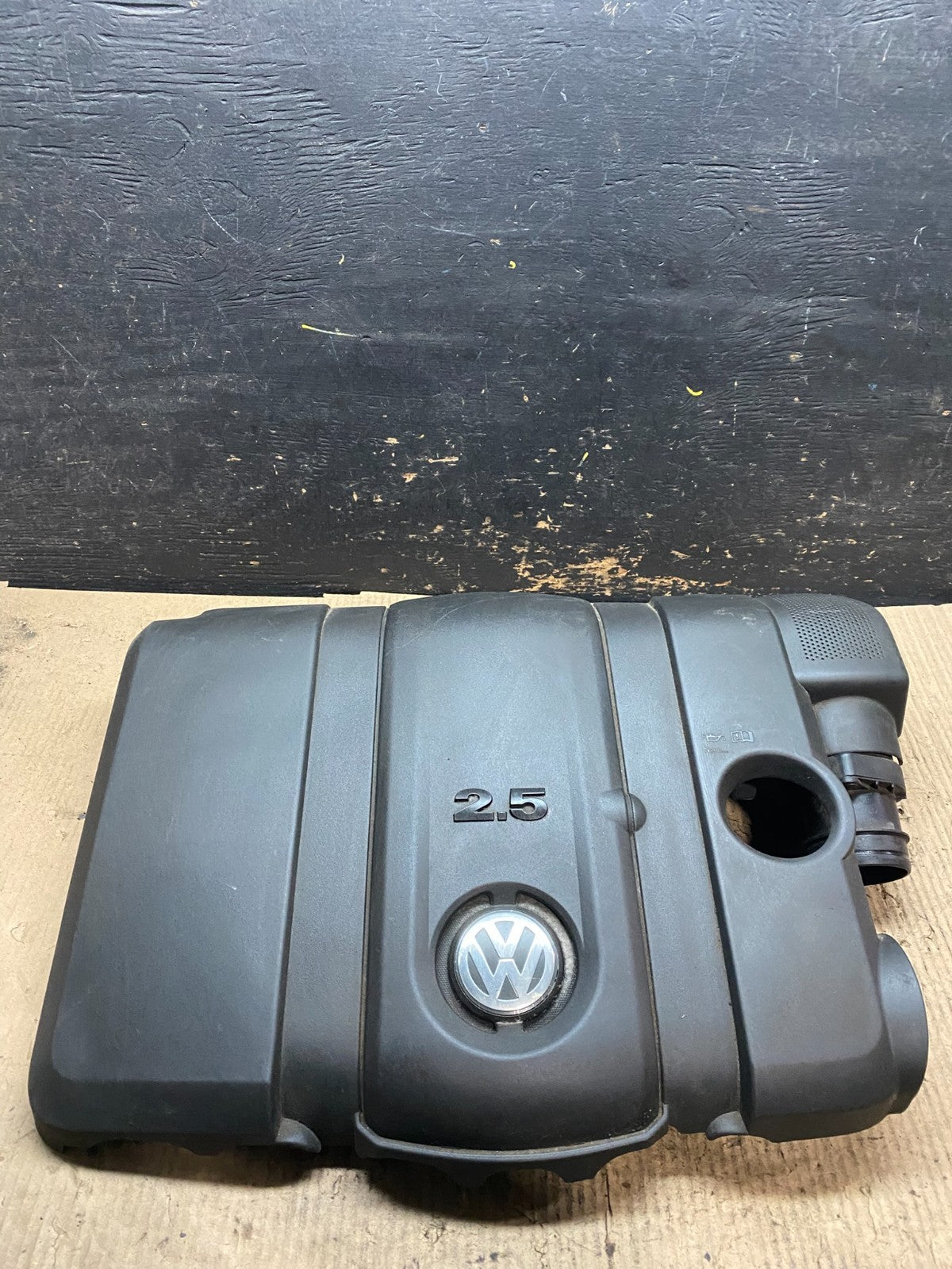 2005 - 2008 Volkswagen Jetta Beetle 2.5L Passat Engine Cover 07k129601G V4258 DG0