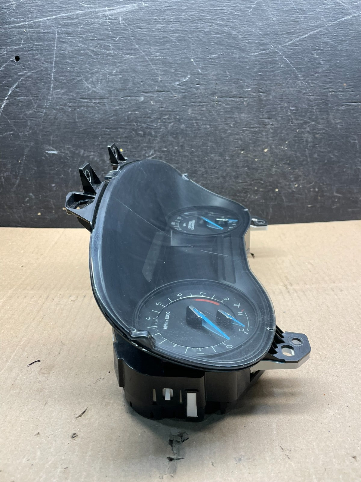 2016 Ford Explorer Speedometer Cluster Gauge U1390 DG1
