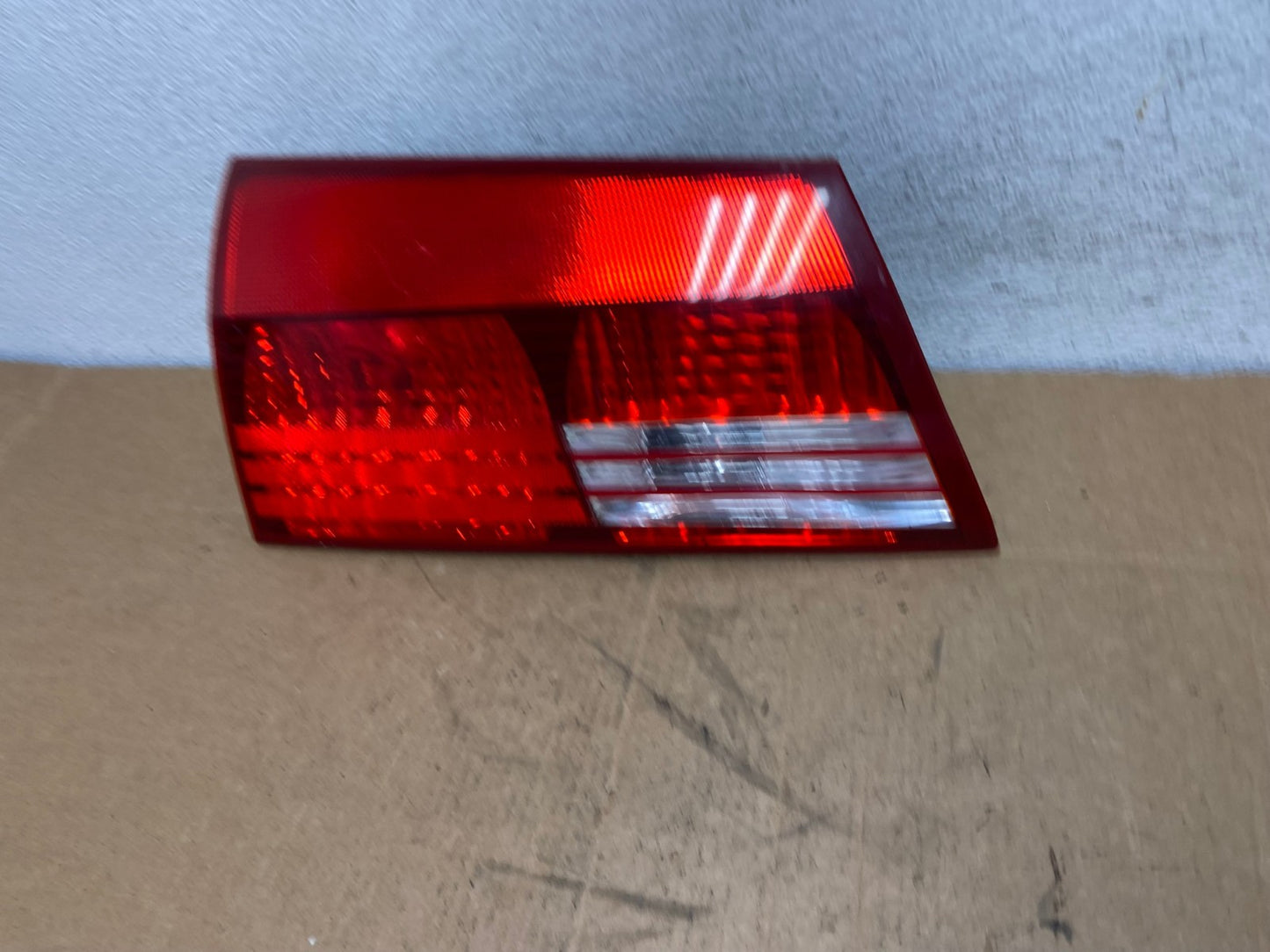 2004 - 2005 Toyota Sienna Left Driver LH Side Inner Tail Light AD6216 LK1