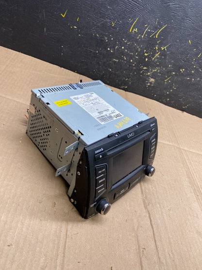 2012 2013 Kia Sorento AM/FM CD Radio Control Panel Screen Display AA4619 DG2