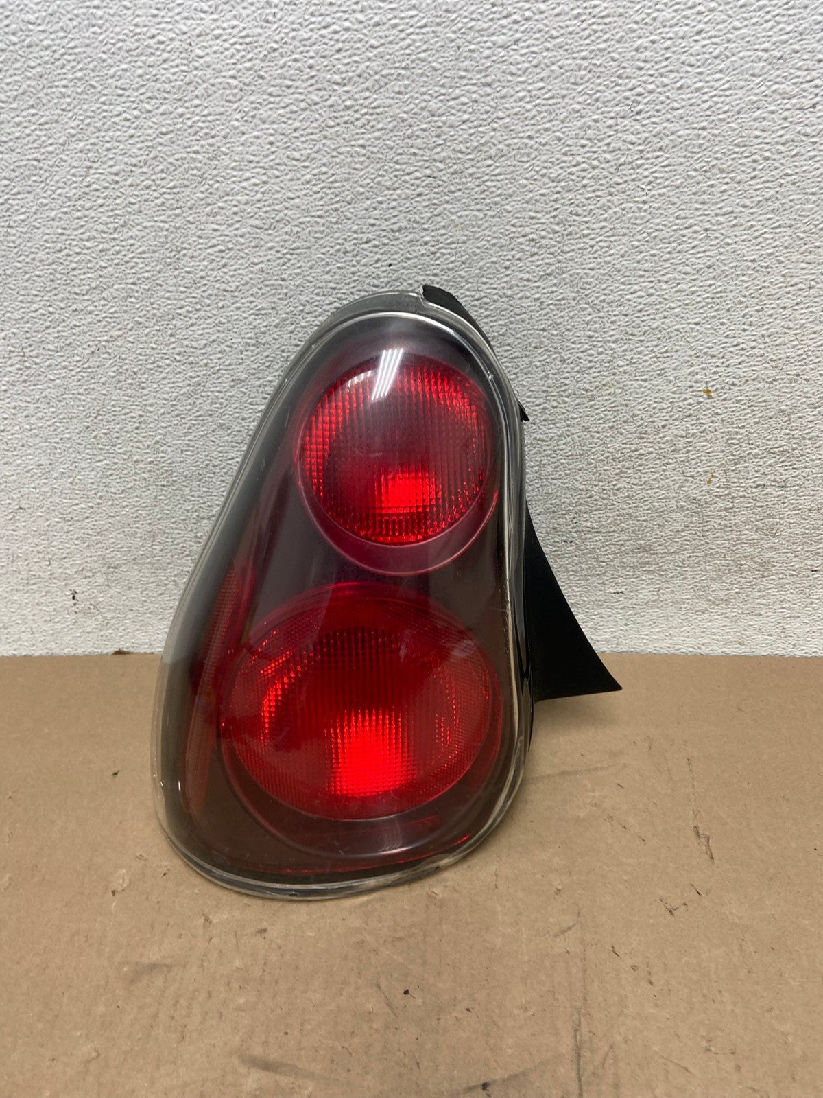 2000 to 2005 Chevrolet Monte Carlo Left Driver LH Side Tail Light AG4631 LK0