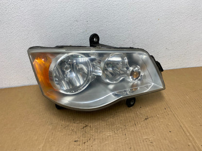 2011 to 2016 Chrysler Town and Country Right Passenger Headlight AC7643 DW0