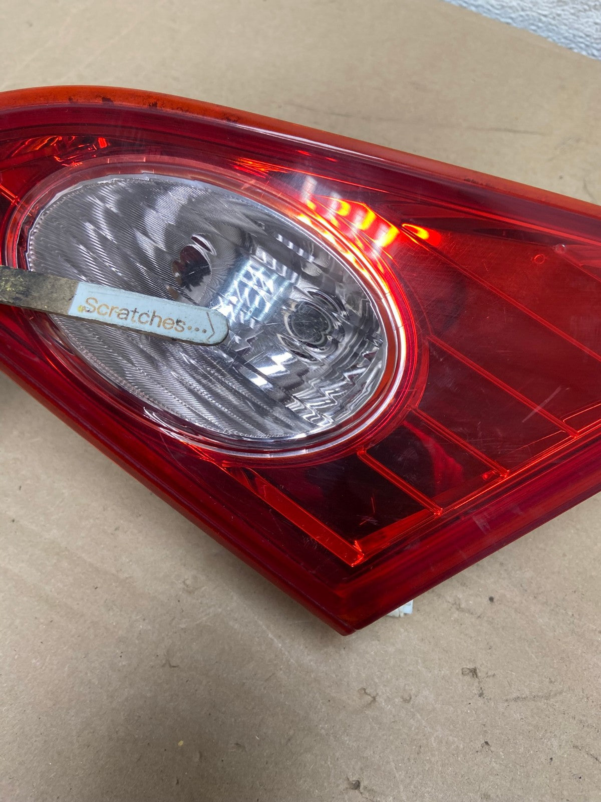 2009 2010 Nissan Murano Right Passenger Rh Side Inner Tail Light AH9354 LK3