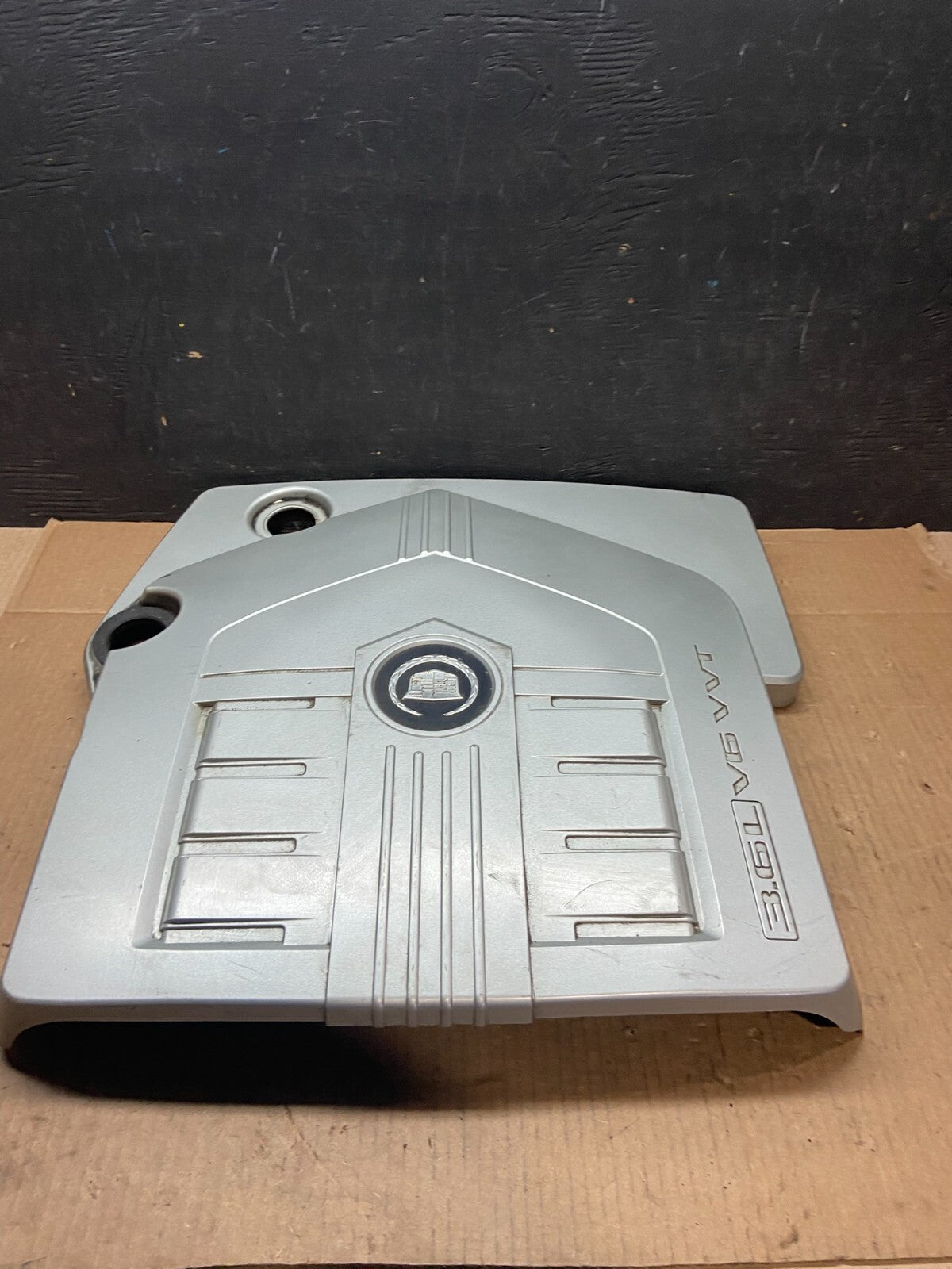 2004 to 2007 Cadillac CTS 3.6L Plastic Engine Cover Shield i7192 PS1