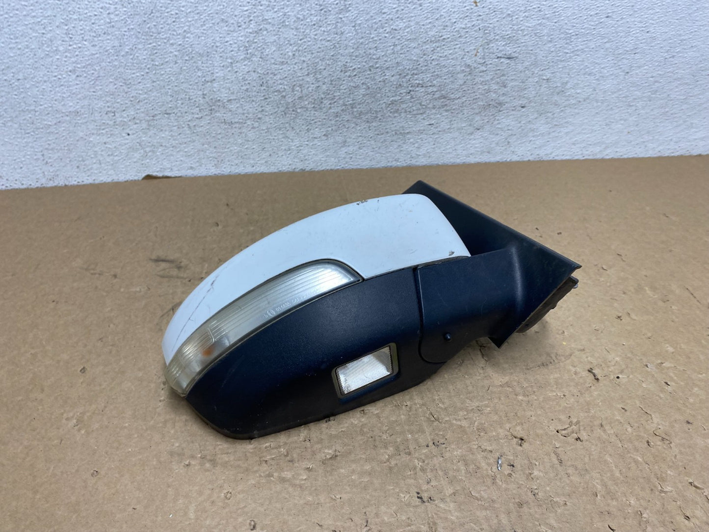 2013-2016 Ford C-Max Right Passenger Side View Door Turn Signal Mirror AF8000 DW3