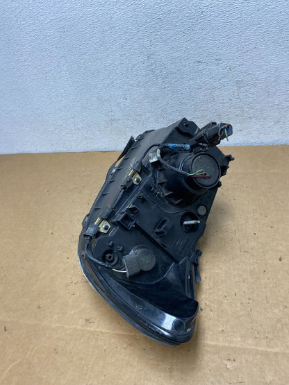 2000 to 2007 Ford Taurus Right Passenger RH Side Halogen Headlight AD5218 DW9