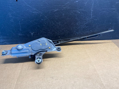 2004 to 2009 Lexus Rx350 RX330 RX400H Rear Liftgate Window Wiper Motor AD7462 DG4