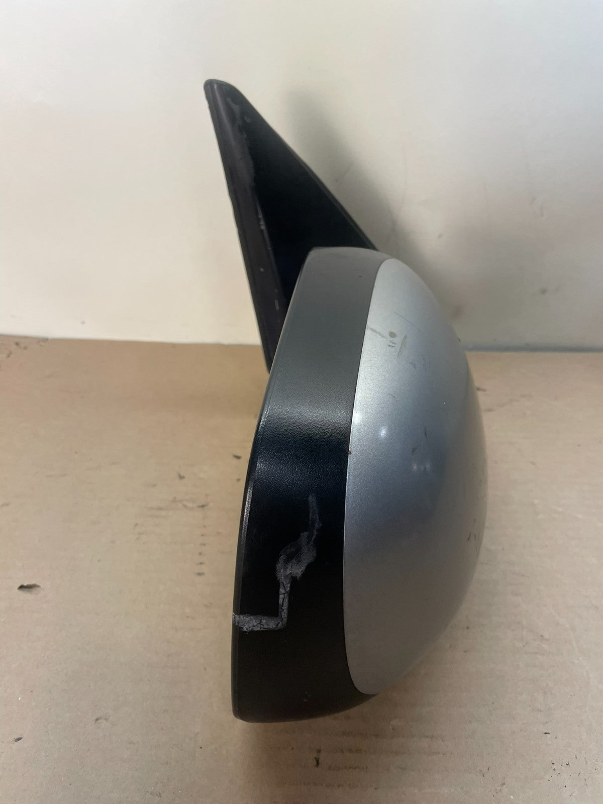 2001 to 2006 Toyota Sequoia Right Passenger RH View Door Mirror AH8816 DG10