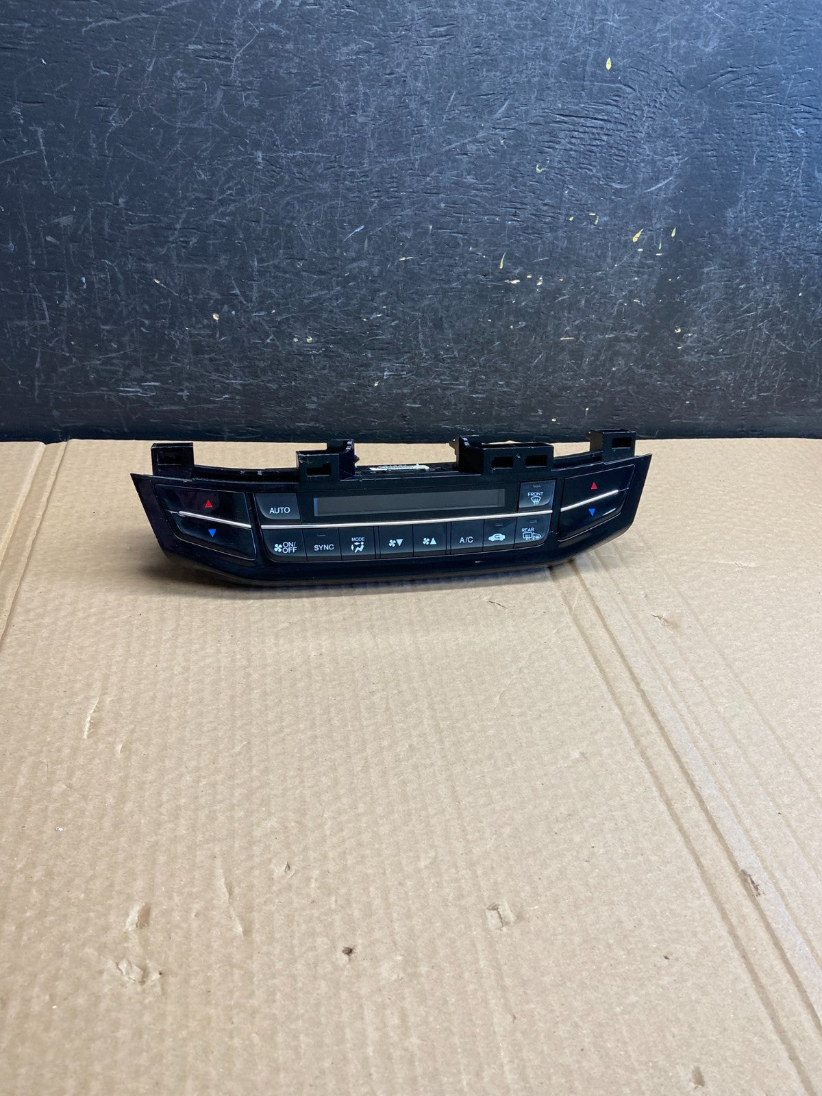2016 2017 Honda Accord Dash Air Vent Trim Climate Control Panel AF6119 DG0