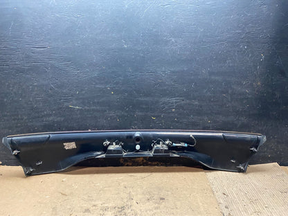 2001 to 2002 Saturn SC1 Trunk Rear Center Tail Light Panel OEM V9238 DG3