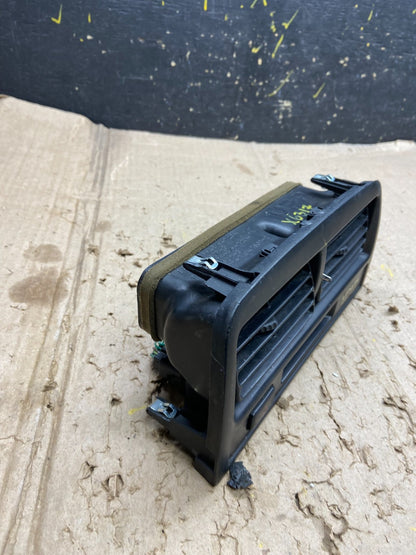 1997 to 2001 Lexus ES330 ES300 Front Center Side Air Vent X6317 DG1