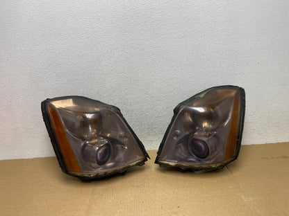 2006 to 2011 Cadillac DTS Left+Right Xenon Hid Headlights AF9525 DW0