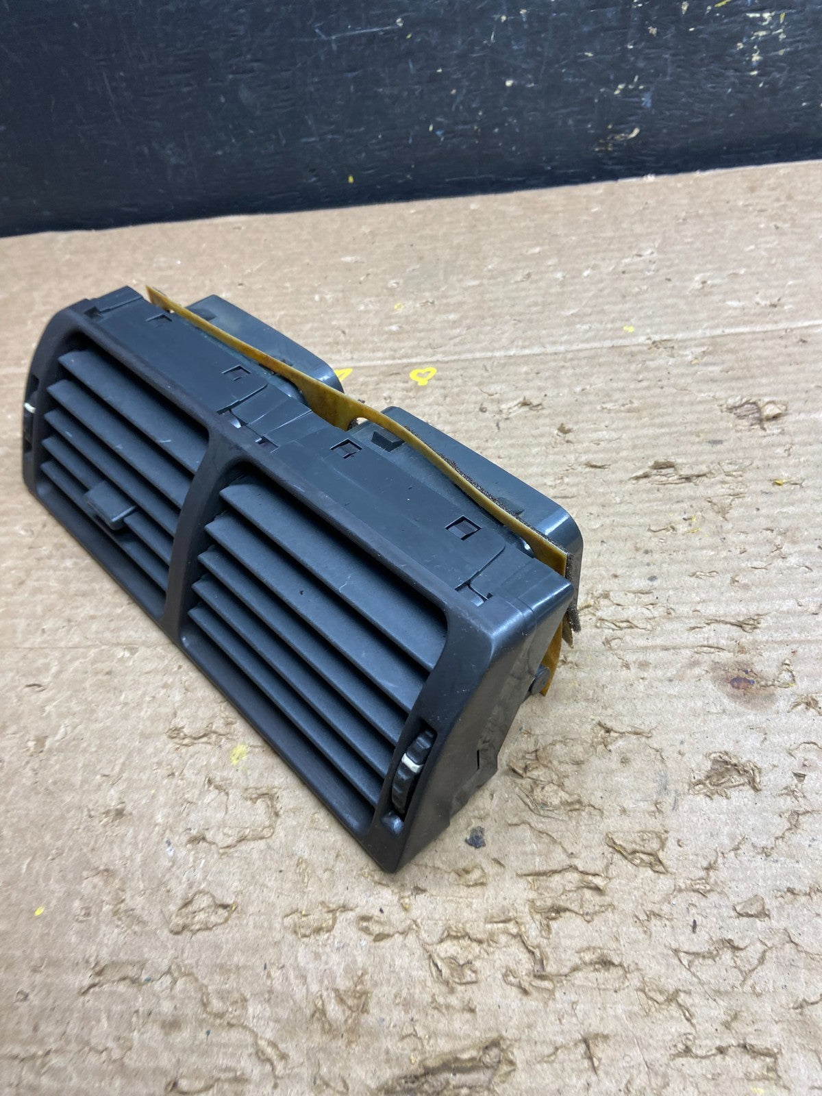 1995 - 2002 Range Rover Front Upper Center Dashboard Heater AC Air Vent w3275 DG2