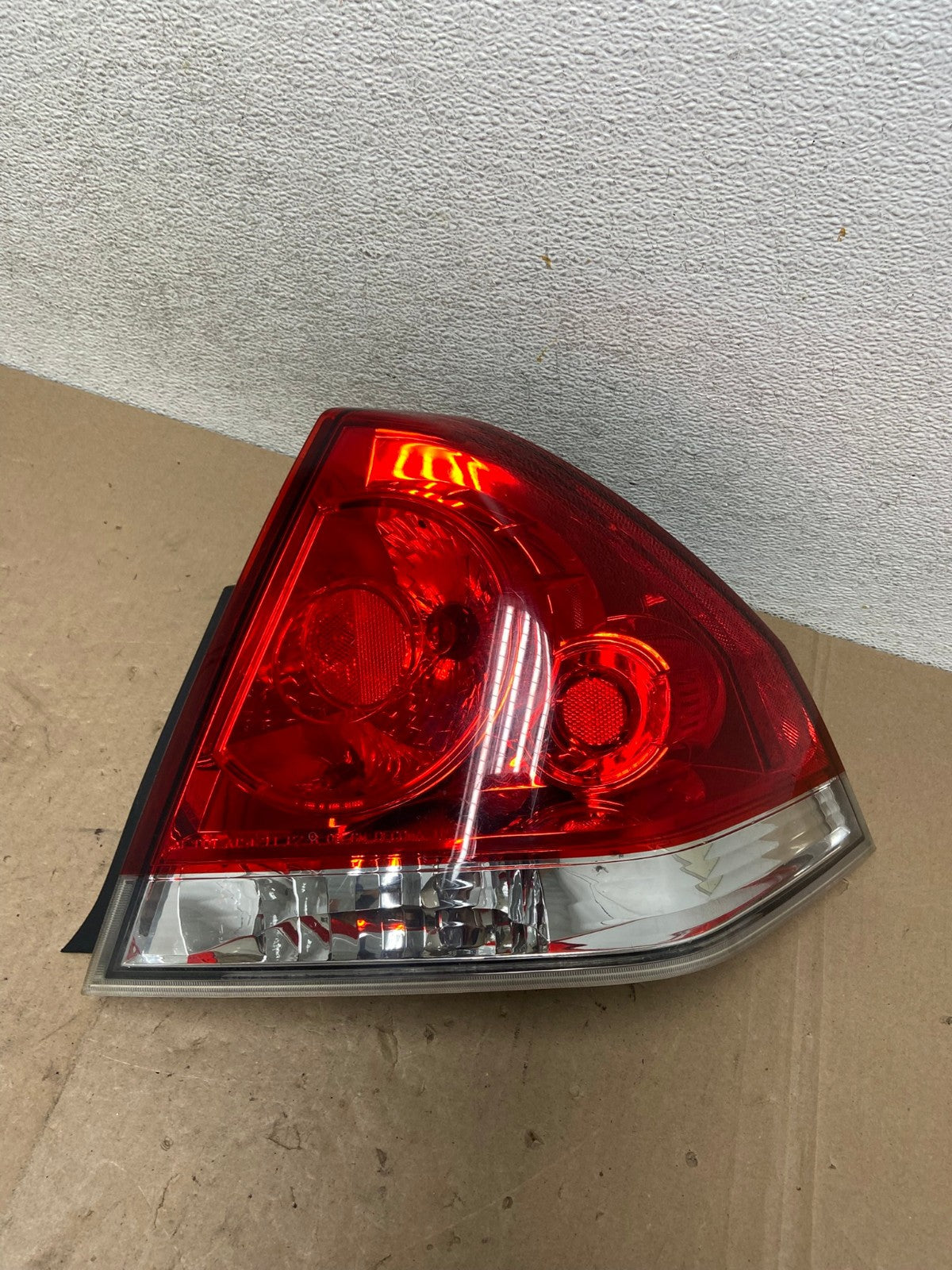 2006 - 2012 Chevrolet Impala Tail Light Right Passenger RH Side AG4748 LK0