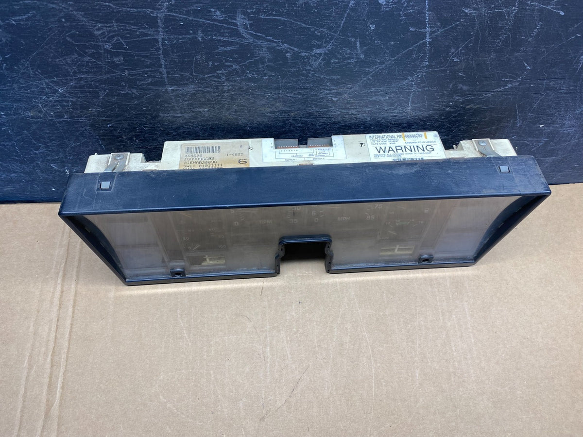 International Cluster Speedometer 689996c93 AH6958 PS1