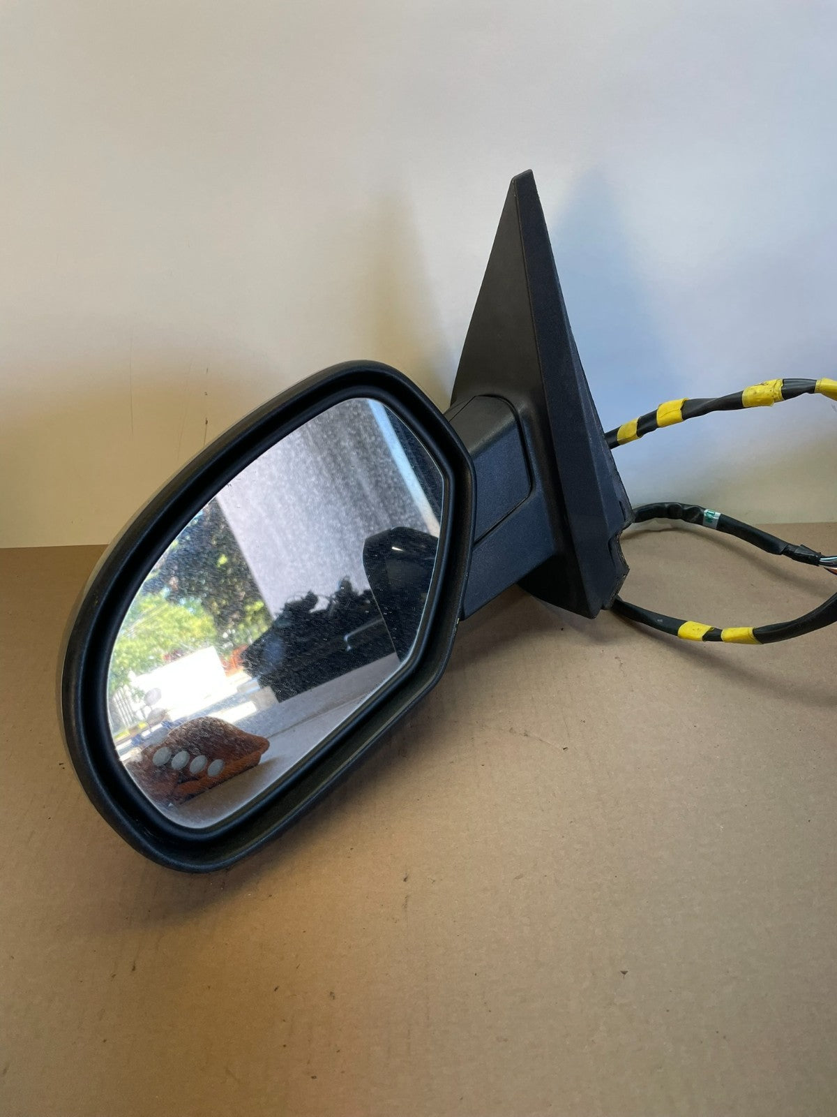 2007 to 2008 Gmc Yukon Left Driver LH Side View Door Turn Mirror AH0436 DG2