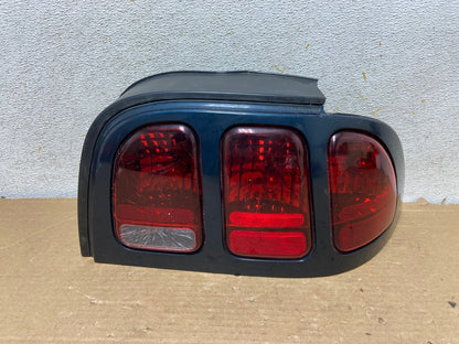 1996 1997 1998 Ford Mustang Right Passenger RH Side Tail Light AH8483 LK0