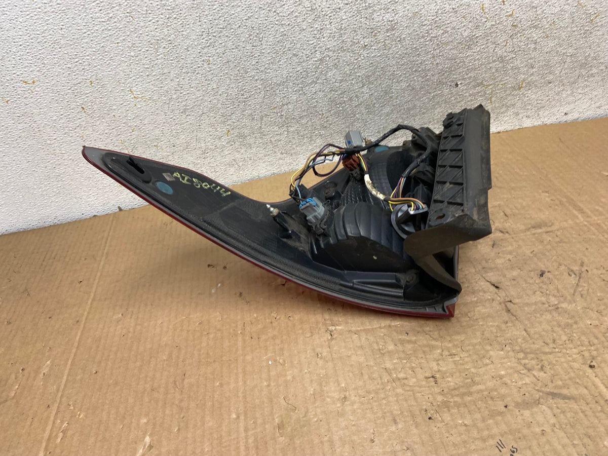 2011 2012 2013 2014 2015 Ford Explorer Left Driver LH Side Tail light AI8044 LK4