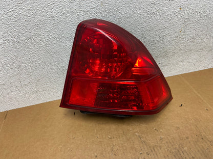 2003 2004 2005 Honda Civic Sedan Right Passenger Side Tail Light AE0579 LK0