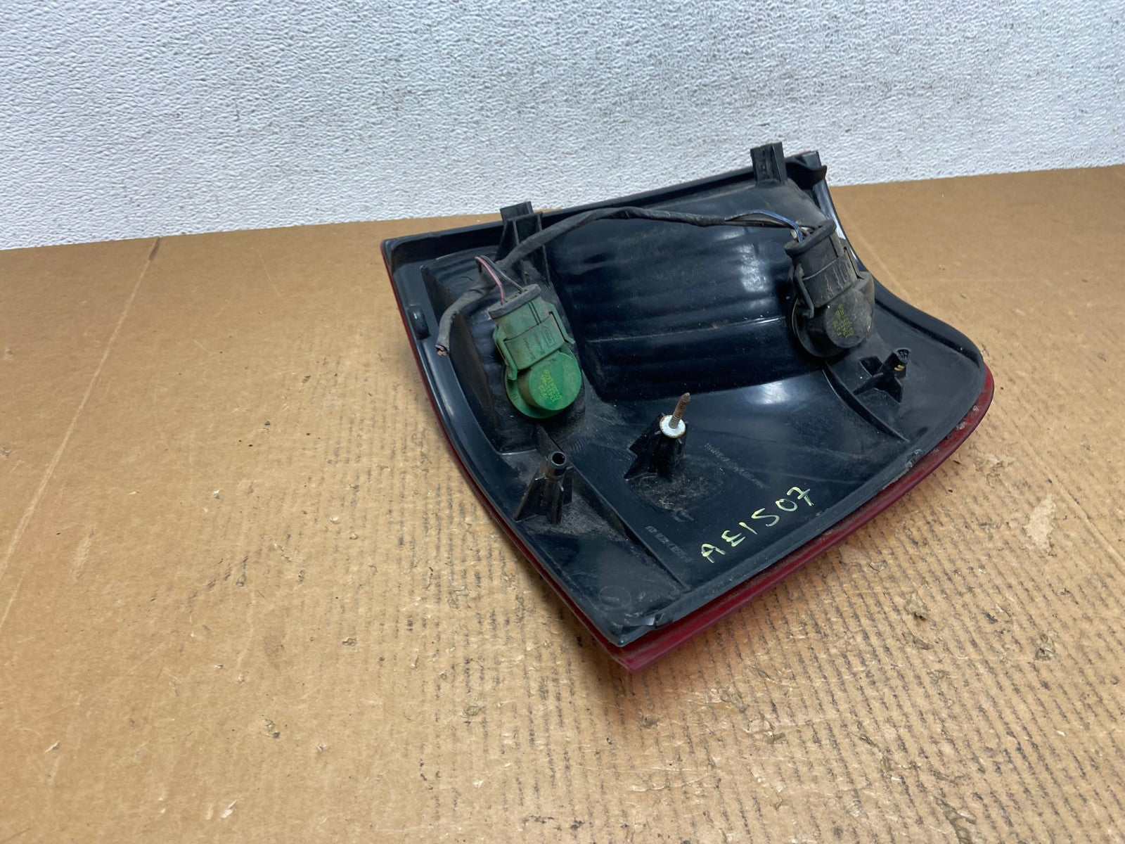 2002 to 2005 Ford Explorer Left Driver Lh Side Tail light AE1507 LK6