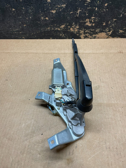 2005 to 2009 Subaru Legacy Outback Rear Windshield Wiper Motor AA90104