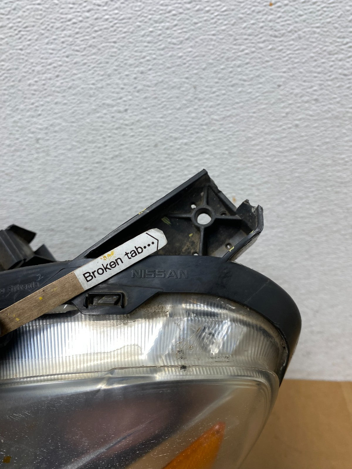 2012 2013 2014 Nissan Versa Sedan Headlight Left Driver LH AE0287 DW5