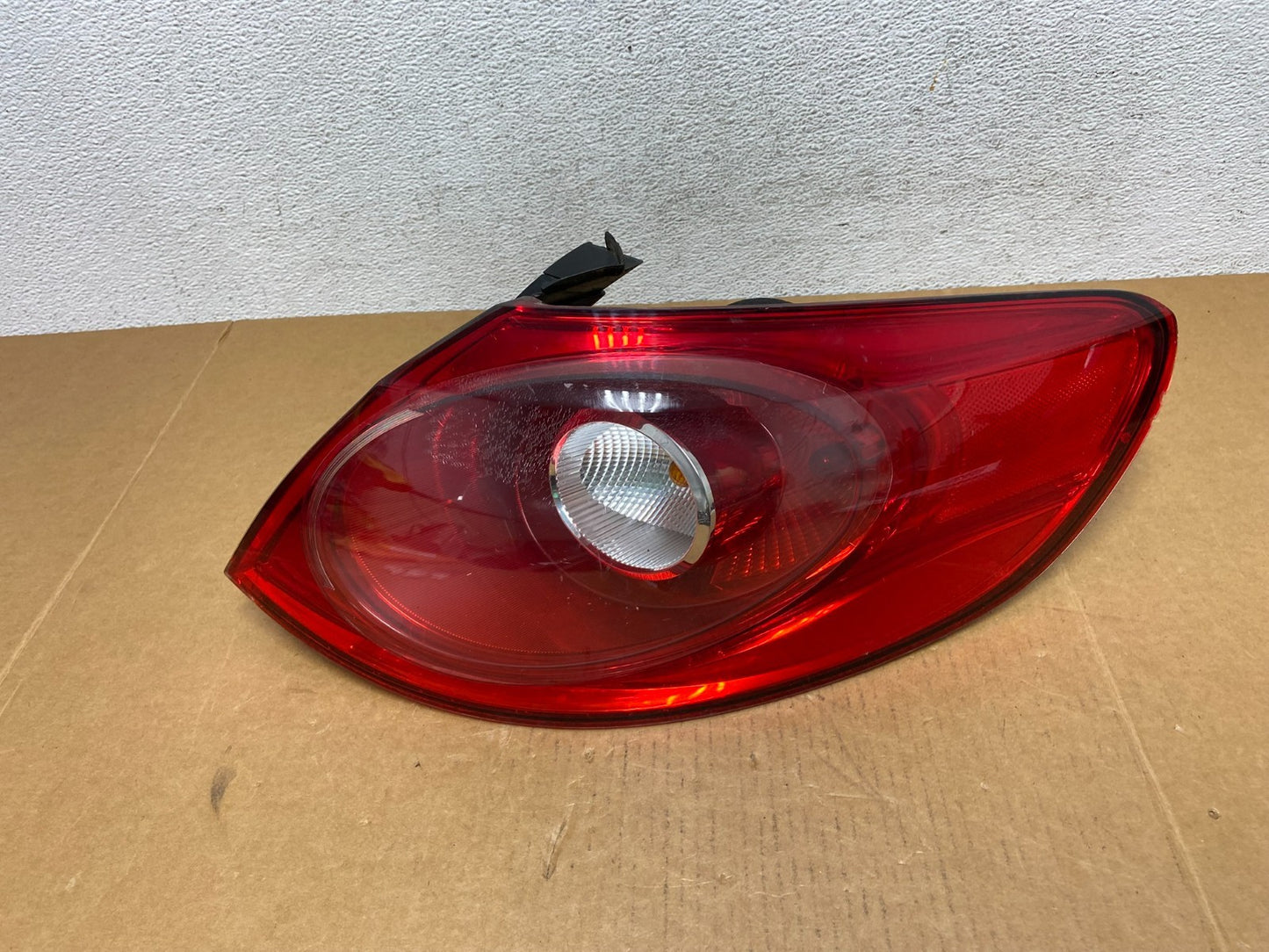 2009-2012 Volkswagen CC Right Passenger RH Side Tail Light AD9054 DW0