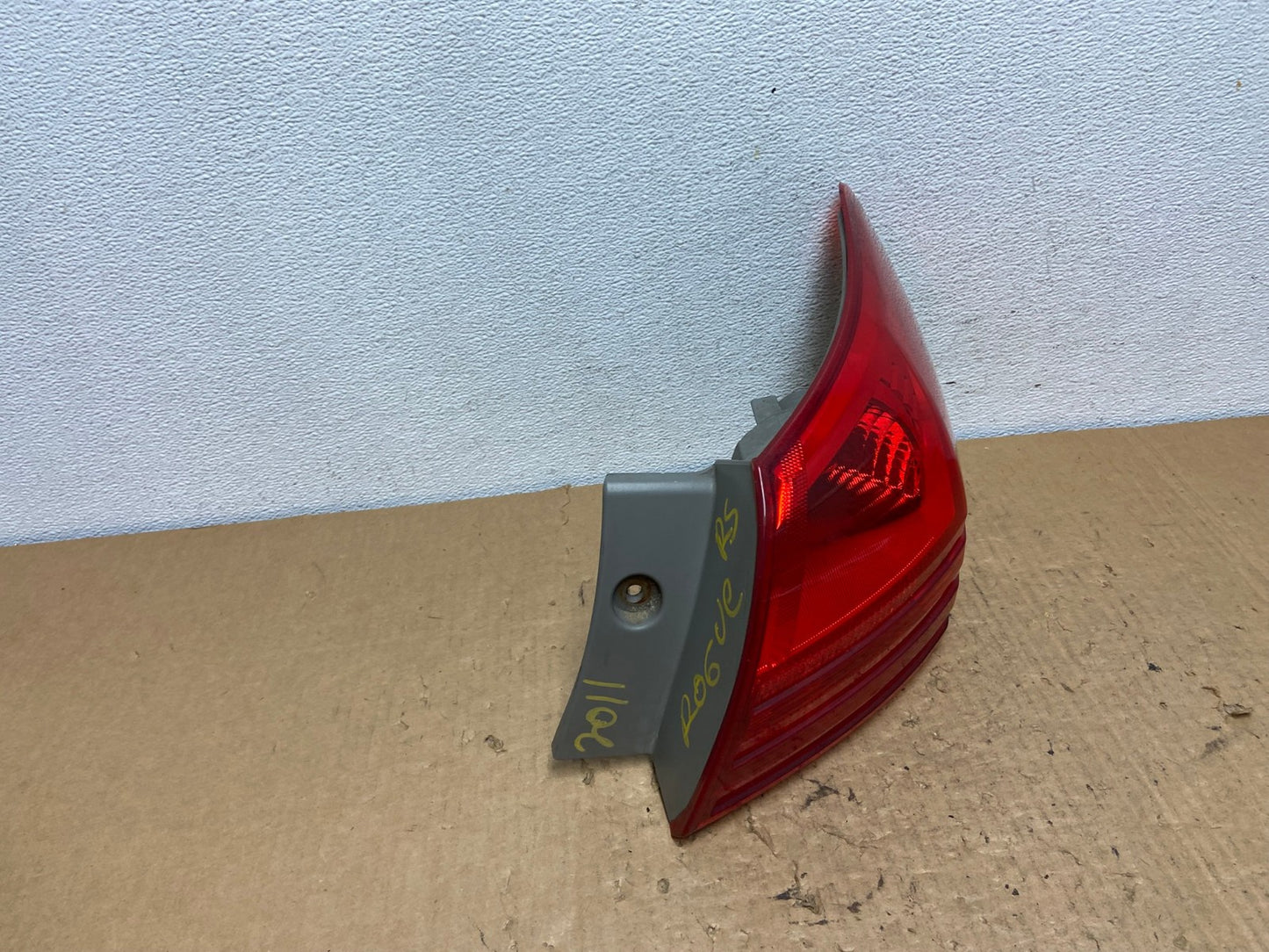 2008 to 2015 Nissan Rogue Right Passenger Rh Side Tail Light AC8225 LK2