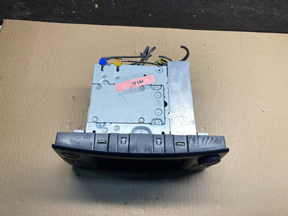 2009 to 2012 Mercedes ML350 GL450 Radio Navigation Screen Display AI0374 DG5