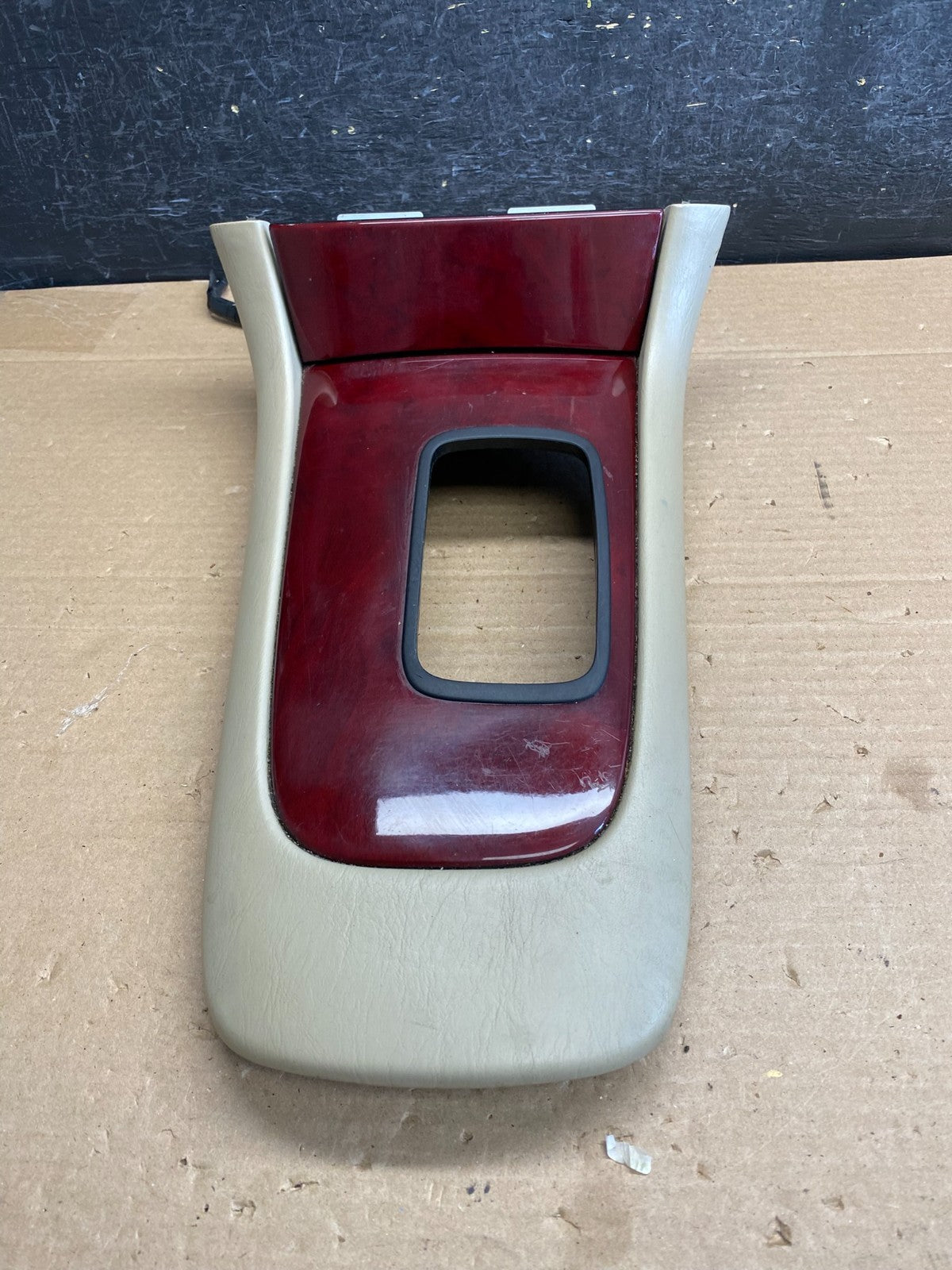 2002 to 2006 Lexus ES300 ES330 Center Console Shifter Bezel Trim AG5293 DG0